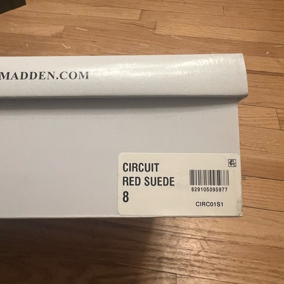 Red Steve Madden Heels Suede - Picture 3 of 10